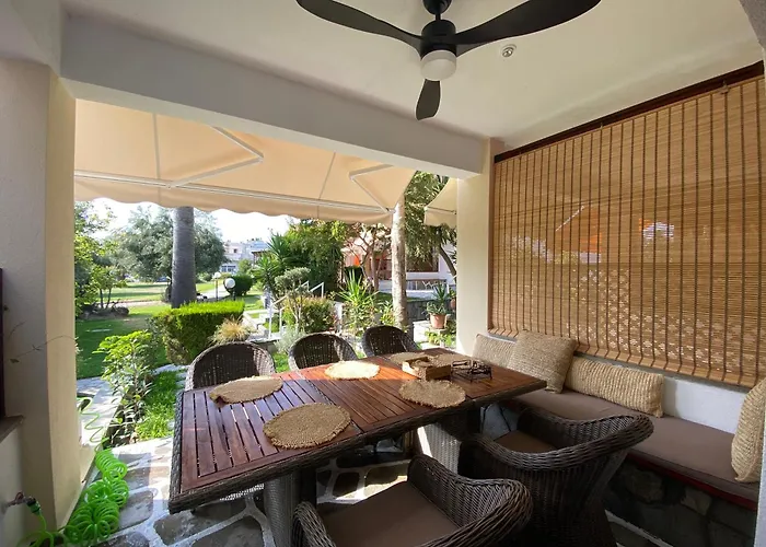 Elifourka - Seaside Luxury - 170M To The Beach - Power Onsite For Electric Vehicle
